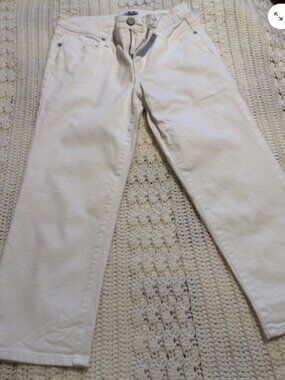 White denim capris